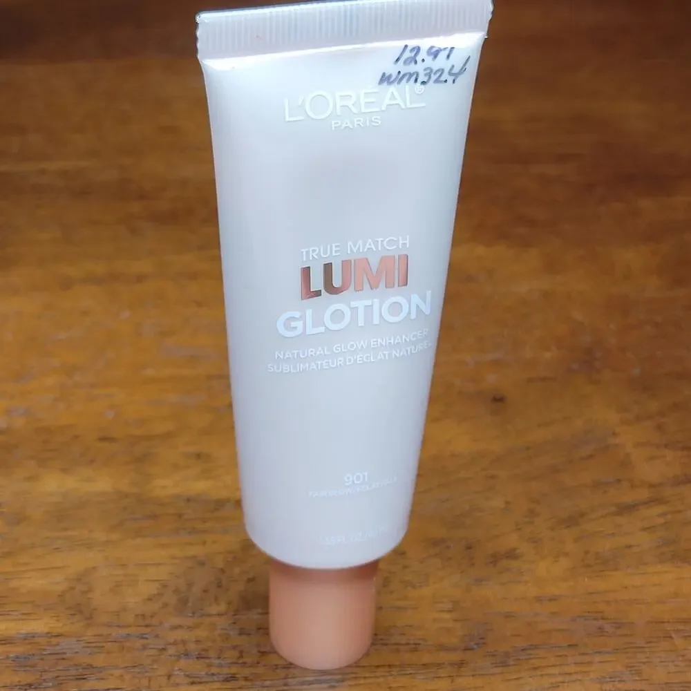 L'ORÉAL Paris True Match LUMI Glotion Natural Glow Enhancer FAIR 901✨️NEW✨️